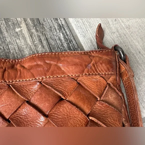 Vilenca Holland Anthropologie BohoCognac Crossbody Bag  Beautiful Woven Leather - Picture 14 of 14